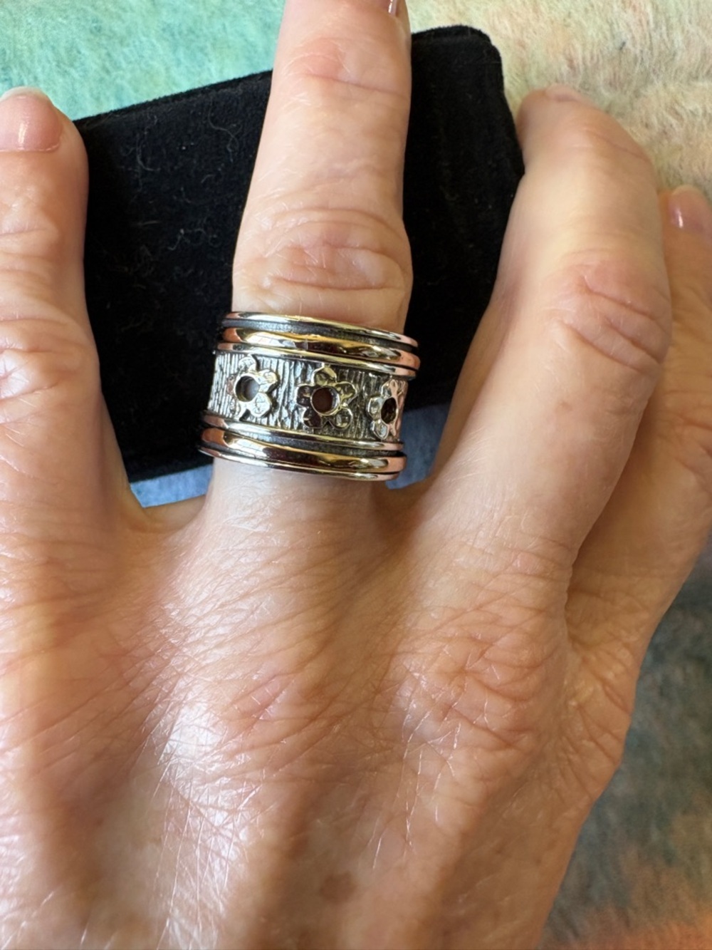 Sterling Silver & 10kt ‘Rose’ Gold, CUSTOM made Band. 
“SPINNER” Band
Bands Spin